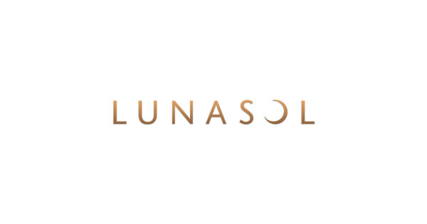 ルナソル(LUNASOL)クリスマスコフレ2018の口コミと使い方をチェック | KouChanNel